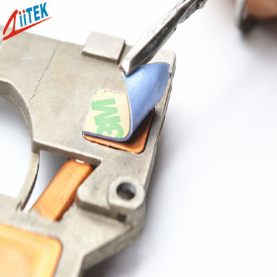 Protection ultra molle thermique de mauvais goût -50 d'espace de silicone de bleu du réémetteur isofréquence 2,0 W/mK de TIF130-20-05S Natually à 200℃