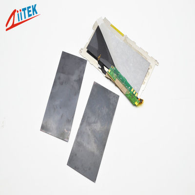 Feuille de graphite thermique ultra-mince de la conductivité thermique 900W/MK de l'épaisseur 0,05 mm pour les appareils portatifs