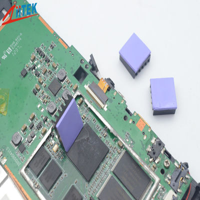 La surface élevée de viscosité réalisent la carte PCB de joint/unité centrale de traitement/protection conductrice thermique violette plomb -50 du silicone 2W à 200℃