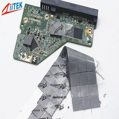 Feuille de silicone conductrice thermique du tampon 35 Shore00 de sortie d'usine 2W/mK 2,7 g/cm³ pour la Dissipation thermique de Smartphone