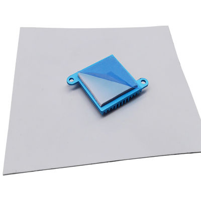 Matériau d'interface thermique 13W Soft Silicone Pad Conducteur thermique Gpu Cpu Complèteur de vide thermique léger