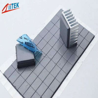 Matériau à base de Silicone de coussin d'écart thermique d'alimentation LED avec une épaisseur de 3.5mm conçu pour la gestion thermique des serveurs AI
